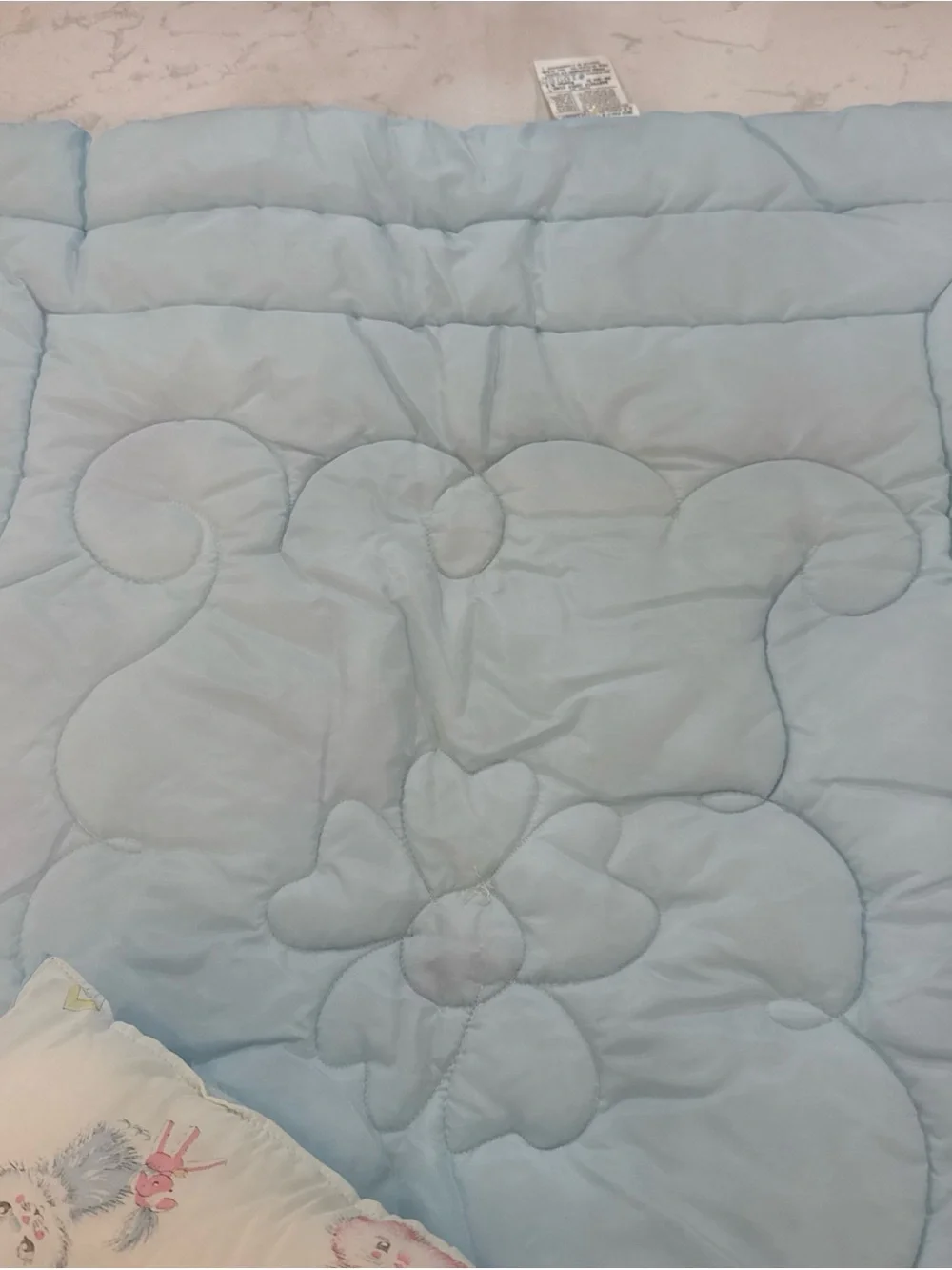 Vintage Dacron kitty cat print pink blue baby quilt and pillow 31”x40”